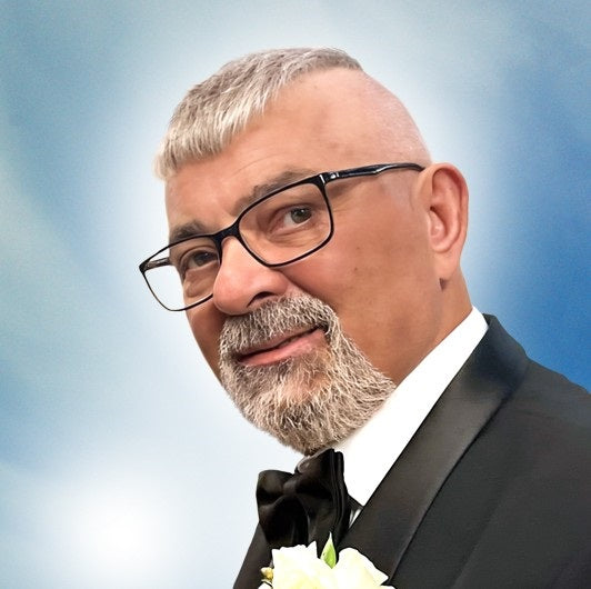 Image de l'avis John Katsiouleris