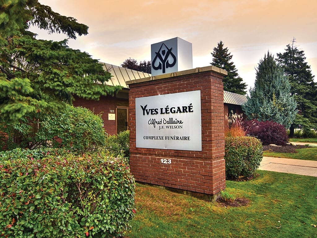 Chateauguay funeral home outside picture | Complexes funéraires Yves Légaré